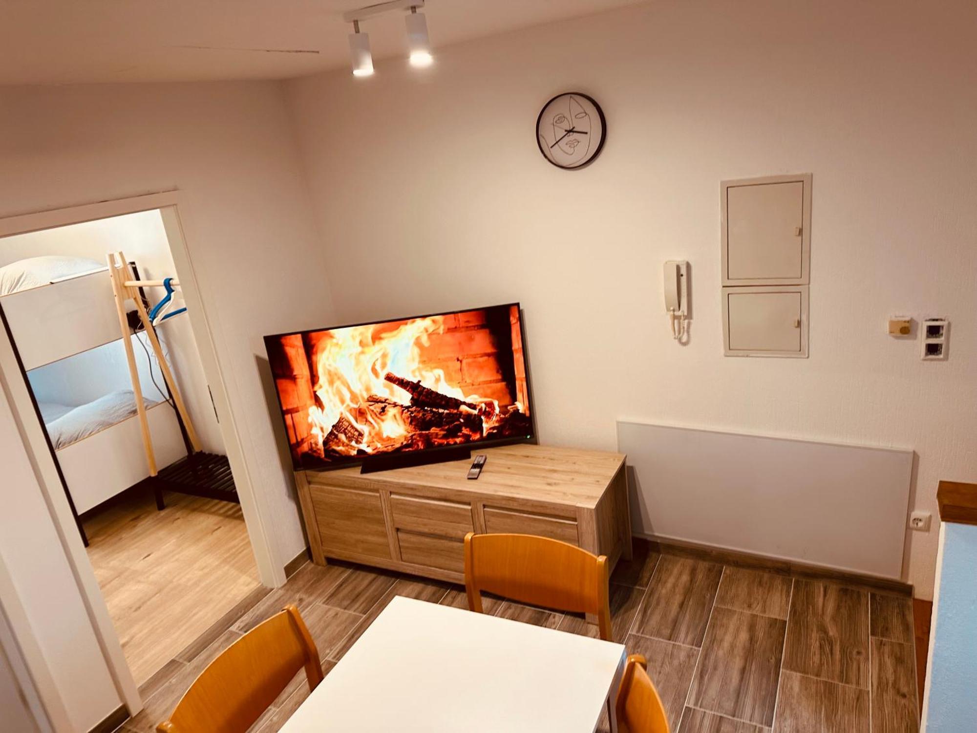 Felix Living 9, Modern & Cozy, 3 Zimmer Wohnung, Parkplatz Salzweg Kültér fotó