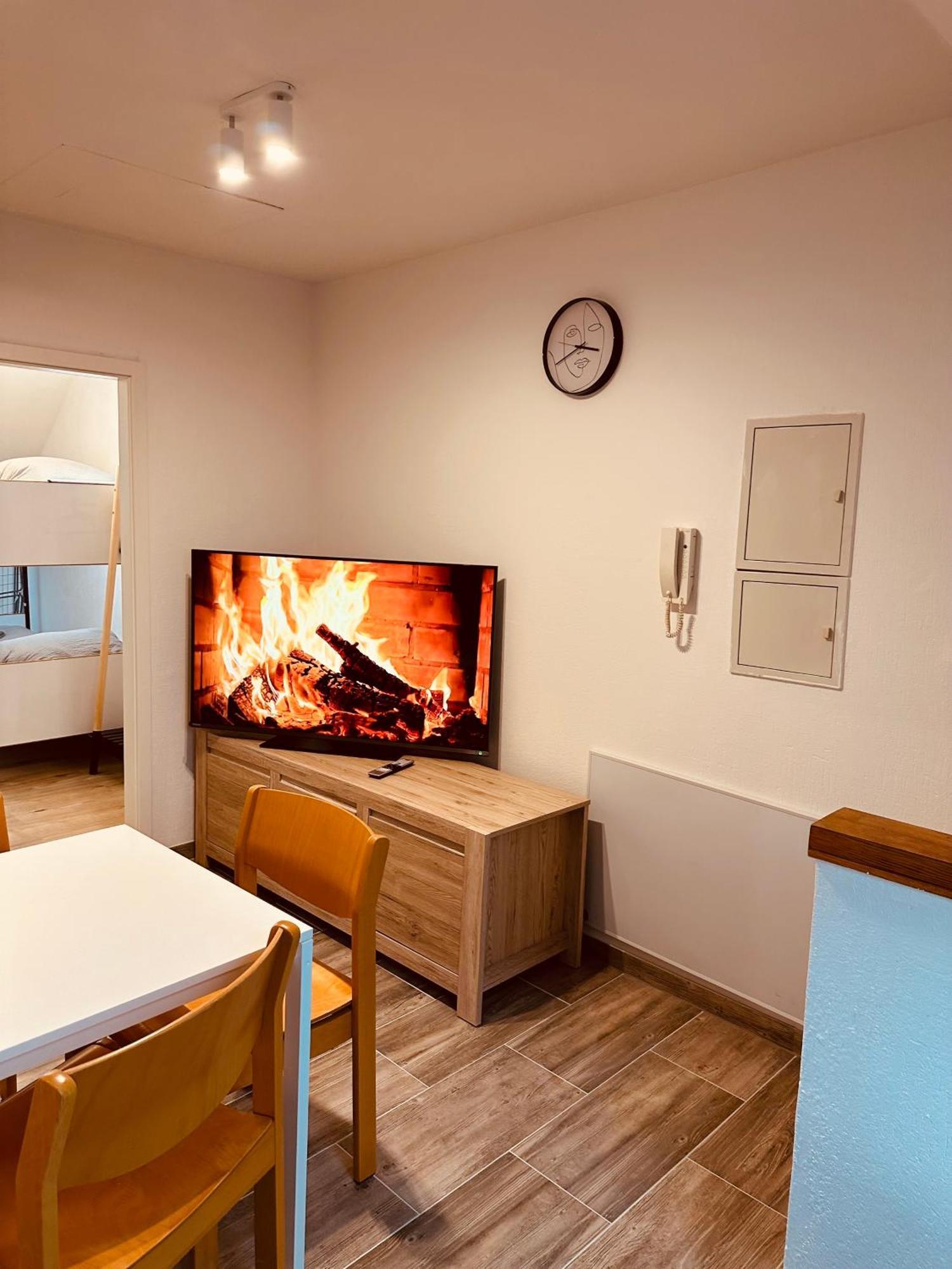 Felix Living 9, Modern & Cozy, 3 Zimmer Wohnung, Parkplatz Salzweg Kültér fotó